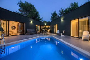 Ferienhaus mit Privatpool für 10 Personen ca 180 qm in Medulin, Istrien Südküste von Istrien